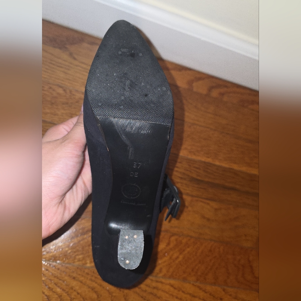 Chanel Black Women's Shoes - Picture 9 of 10